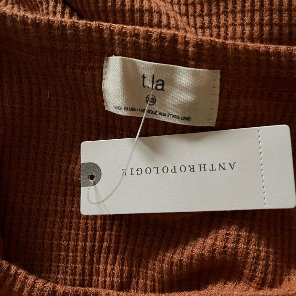 ANTHROPOLOGIE T. La Nadia Cut-Out Waffle Tunic - Picture 10 of 12